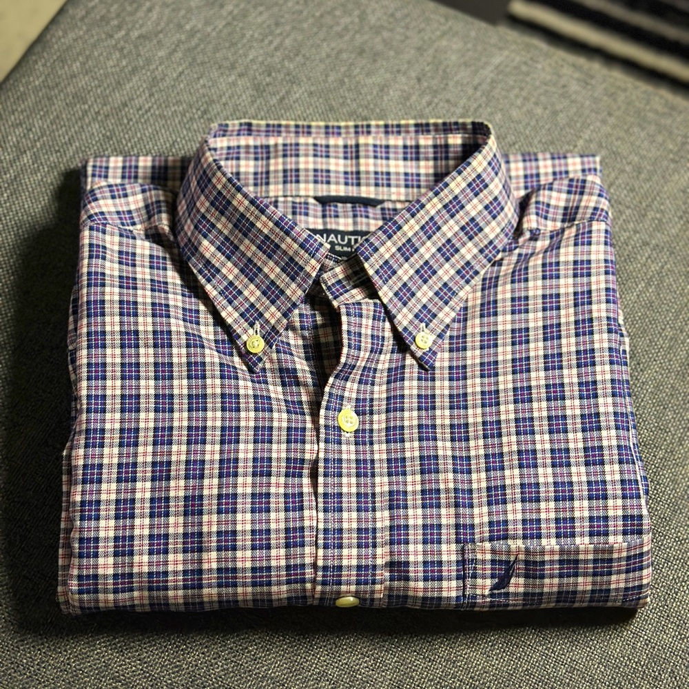 Nautica Men's Slim Fit Non-Iron Plaid Shirt